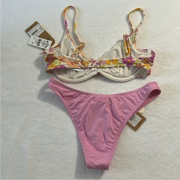 Billabong Medium Bikini Sungazers Ruched Bralette Floral Sol Searcher Hike NWT - Picture 4 of 12